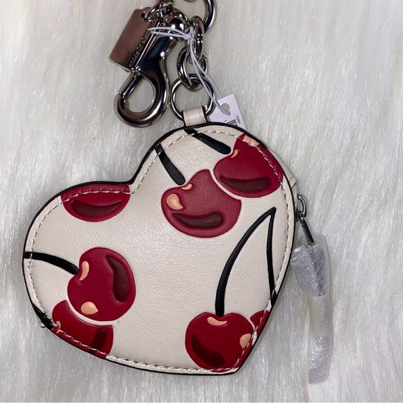 Coach 🍒 Cherry print keychain heart New bag charm - Picture 11 of 13